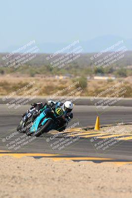 media/Oct-20-2024-CVMA (Sun) [[d4a3dff211]]/Race 3-Amateur Supersport Middleweight/